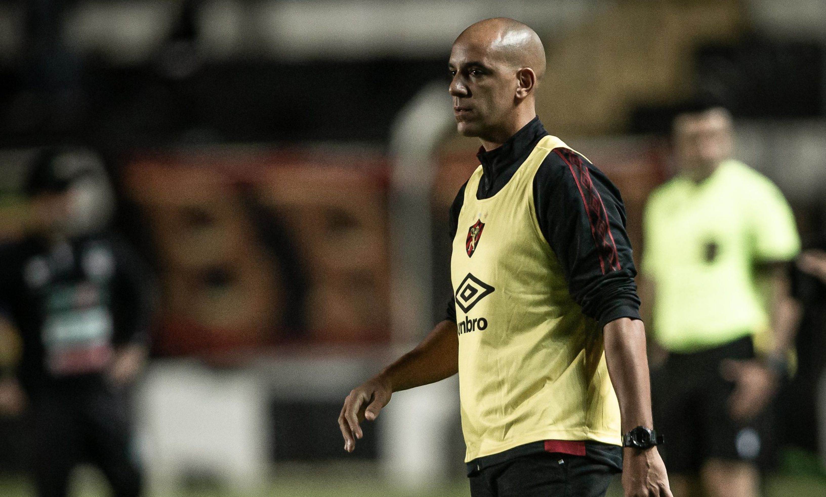 Pepa reage à expulsão de Ortiz e diz o que faltou ao Sport em nova derrota
