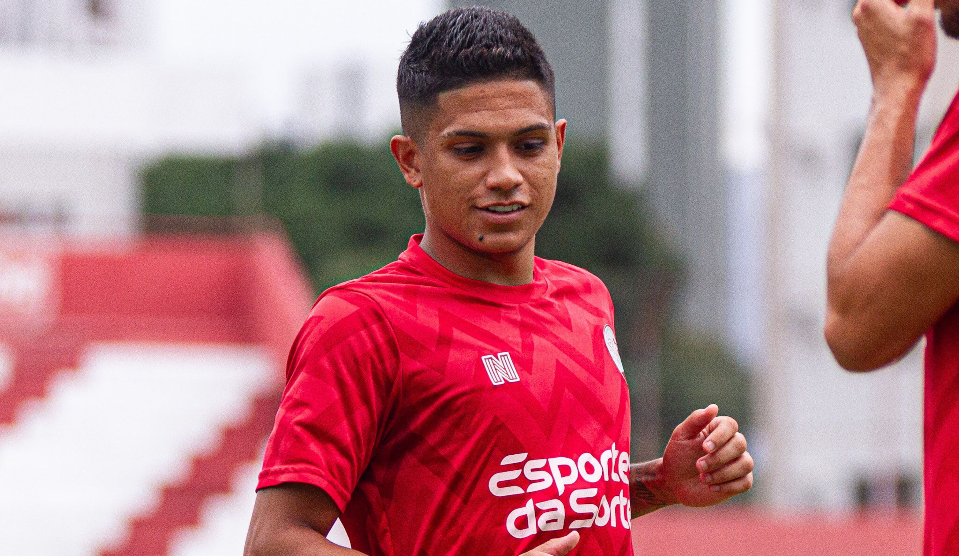 De olho na Série A, Sport oficializa primeiro reforço para 2025