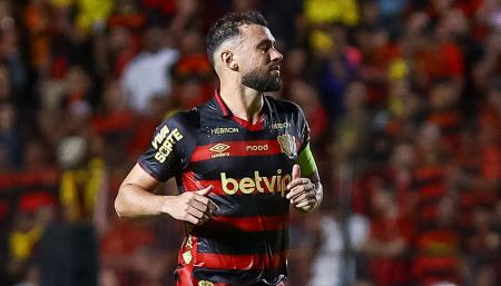 Luciano Castán, zagueiro do Cruzeiro