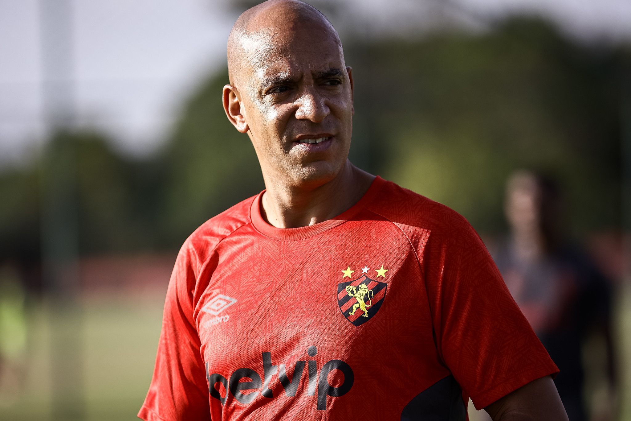 Sport sem centroavantes: veja opções de Pepa para duelo com a Chapecoense
