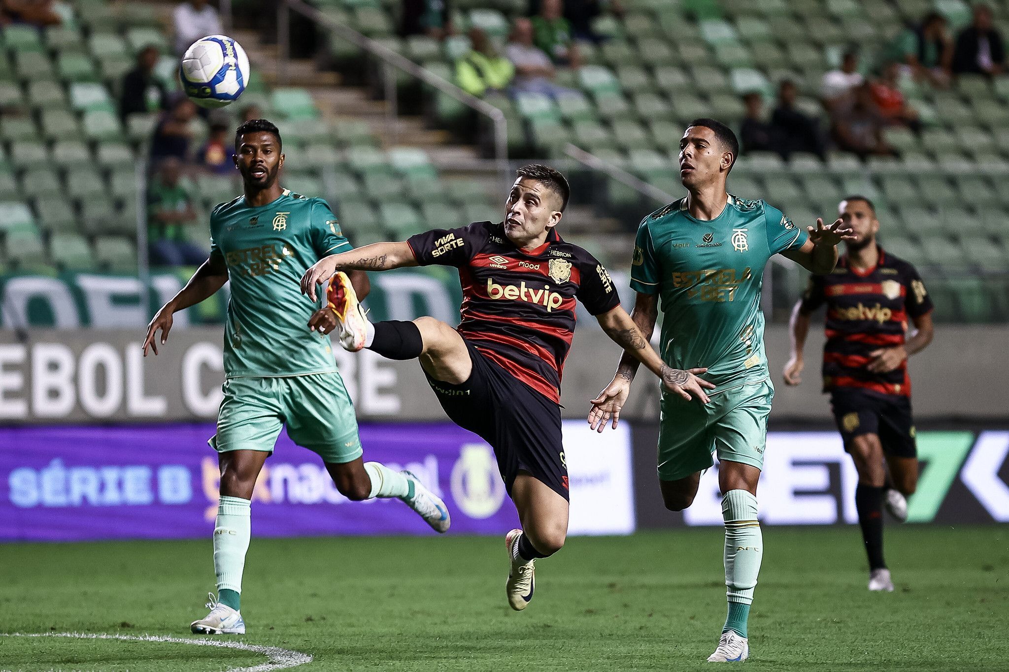Sport perde o posto de melhor visitante da Série B; entenda