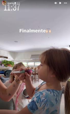 Virginia mostra dificuldade para dar remédio para Maria Alice