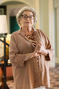 Suely Franco como Rosa em "Dona de Mim"