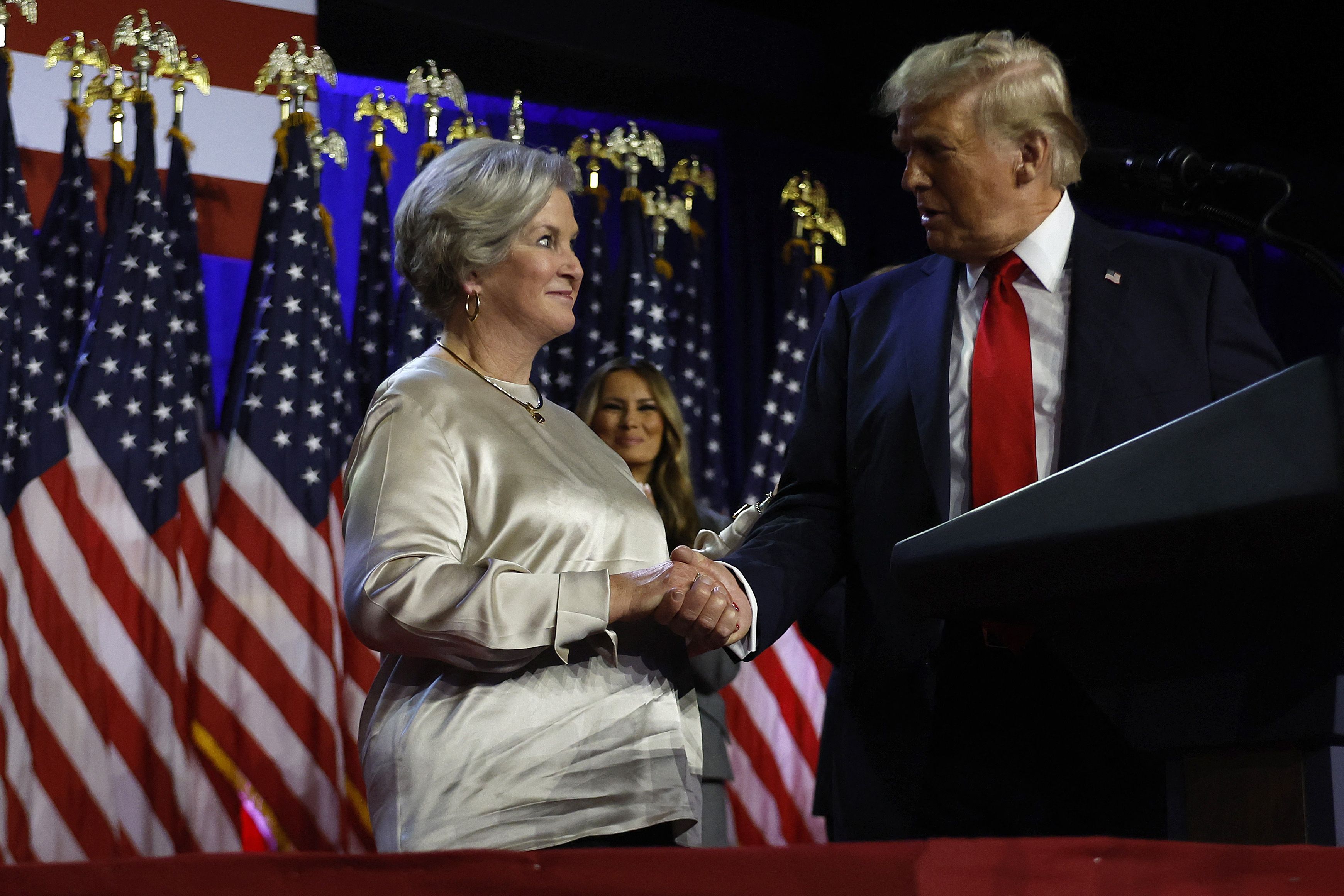 Quem é Susie Wiles, nomeada chefe de gabinete da Casa Branca por Donald Trump