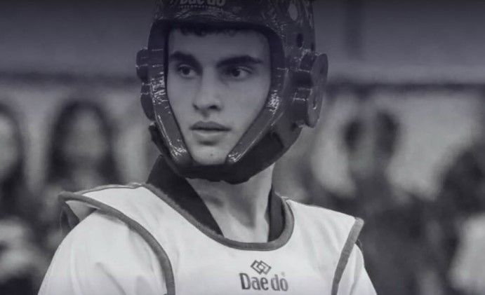 Jovem promessa do Taekwondo brasileiro, Cauã Batista morre aos 18 anos