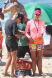 Tais Araujo, Bella Campos e Alice Wegmann gravam 'Vale Tudo' em praia do Rio