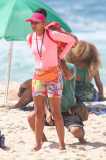 Tais Araujo, Bella Campos e Alice Wegmann gravam 'Vale Tudo' em praia do Rio