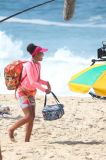 Tais Araujo, Bella Campos e Alice Wegmann gravam 'Vale Tudo' em praia do Rio