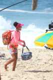 Tais Araujo, Bella Campos e Alice Wegmann gravam 'Vale Tudo' em praia do Rio