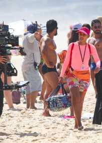 Tais Araujo, Bella Campos e Alice Wegmann gravam 'Vale Tudo' em praia do Rio