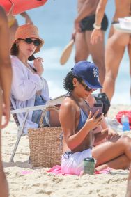 Tais Araujo, Bella Campos e Alice Wegmann gravam 'Vale Tudo' em praia do Rio