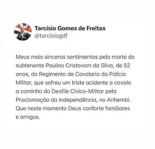 Governador Tarcísio de Freitas prestou homenagem ao policial militar morto após cair do cavalo em SP, neste sábado (7).