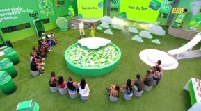 Beatriz Reis conduz dinâmica no BBB 25