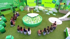 Beatriz Reis conduz dinâmica no BBB 25