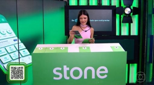 Vitória Strada vence R$ 40 mil em dinâmica