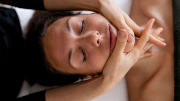Terapias Alternativas em Alta Acupuntura, Aromaterapia e Meditação Tecnológica
