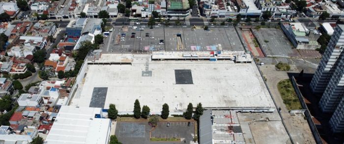Terreno onde ficava o antigo estádio Gasómetro em que foi construído um supermercado e será espaço da nova casa do San Lorenzo Terreno onde ficava o antigo estádio Gasómetro em que foi construído um supermercado e será espaço da nova casa do San Lorenzo