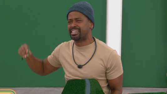 Boneco ganha primeiro apartamento do BBB 26