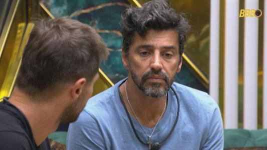 Cowboy não concorda em substituir Gabriela por Solange no VIP