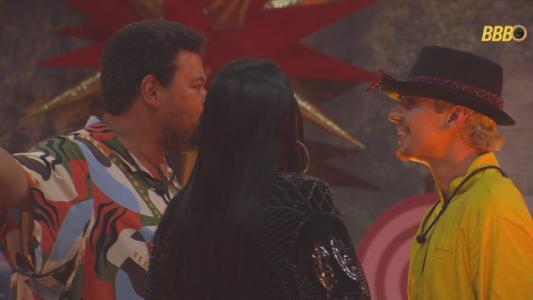 Juliano falou com Babu que eles estavam na Casa de Vidro