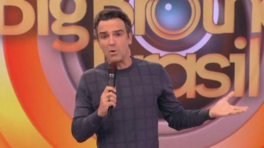 Tadeu Schmidt chamou atenção de Chaiany e Jordana no BBB 26