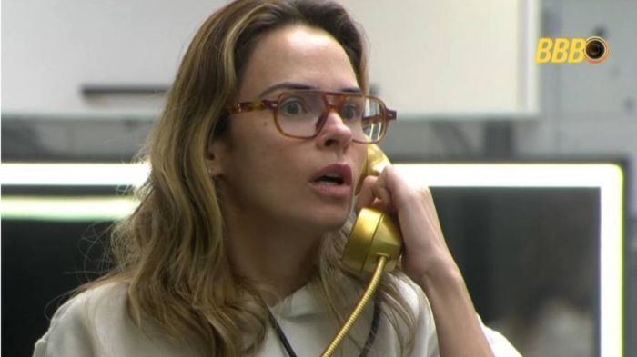 Ana Paula atendeu ao Big Fone nesta segunda-feira (16)