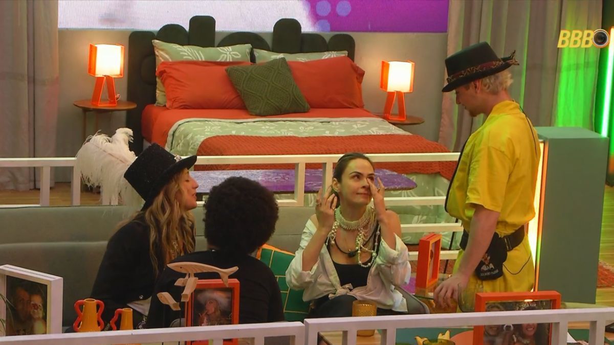 BBB 26: Ana Paula chora e faz forte desabafo com Juliano e Breno