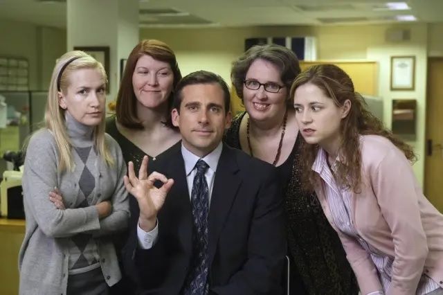 Jenna Fischer, atriz de The Office, faz relato emocionante e revela luta contra o câncer