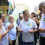 Tramonte faz caminhada no Barreiro e critica acordo fechado pela PBH com empresas de ônibus