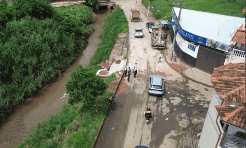 Trânsito liberado na Avenida Vereador Laudelino Schettino no Democrata Foto SMU Divulgação