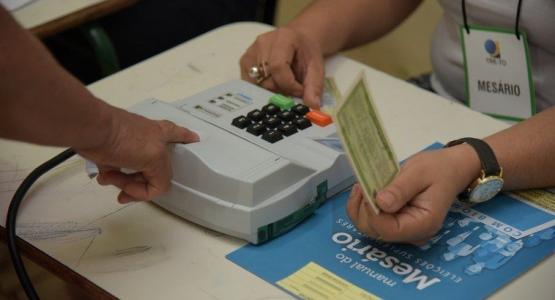 TRE-PE alerta sobre golpe de convocação de mesários para as eleições | CNN Brasil