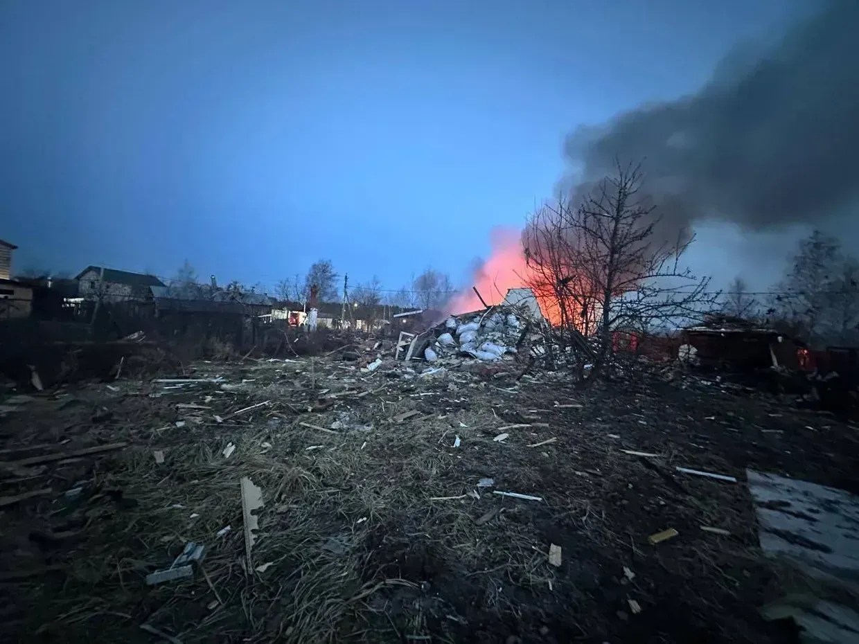 Ucrânia faz ataque de drones 'massivo' contra Moscou e deixa mortos; veja fotos