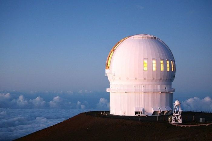 <i>Telescópio Canadá-França-Havaí, situado no cume do vulcão Mauna Kea, no Havaí.</i>