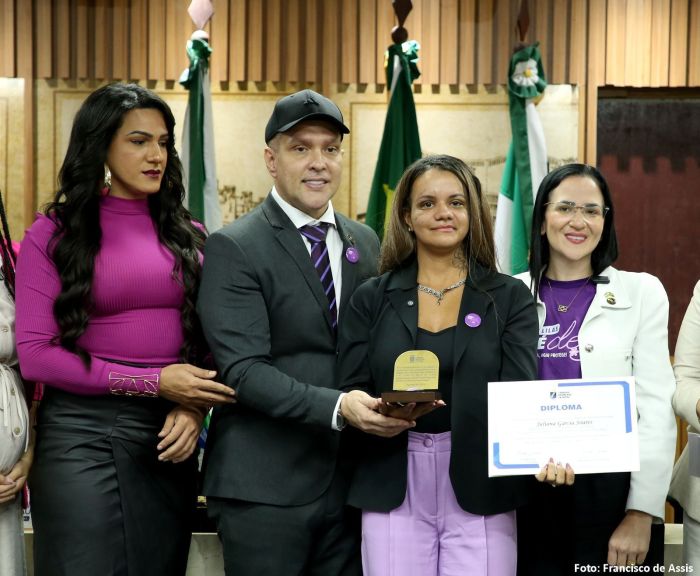 A Câmara Municipal de Natal realizou uma solenidade em alusão à campanha “Agosto Lilás”, que marca o combate e o enfrentamento à violência contra a mulher.