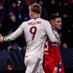Europa League: Manchester United vira no fim, bate o Viktoria Plzen e entra no G8