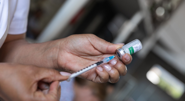 Anvisa desmente mitos sobre vacina da gripe após início da campanha