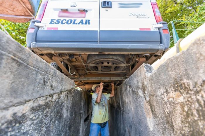 Van Transporte Escolar Ipatinga