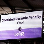 Mais de 75% dos torcedores ingleses não apoiam uso do VAR na Premier League