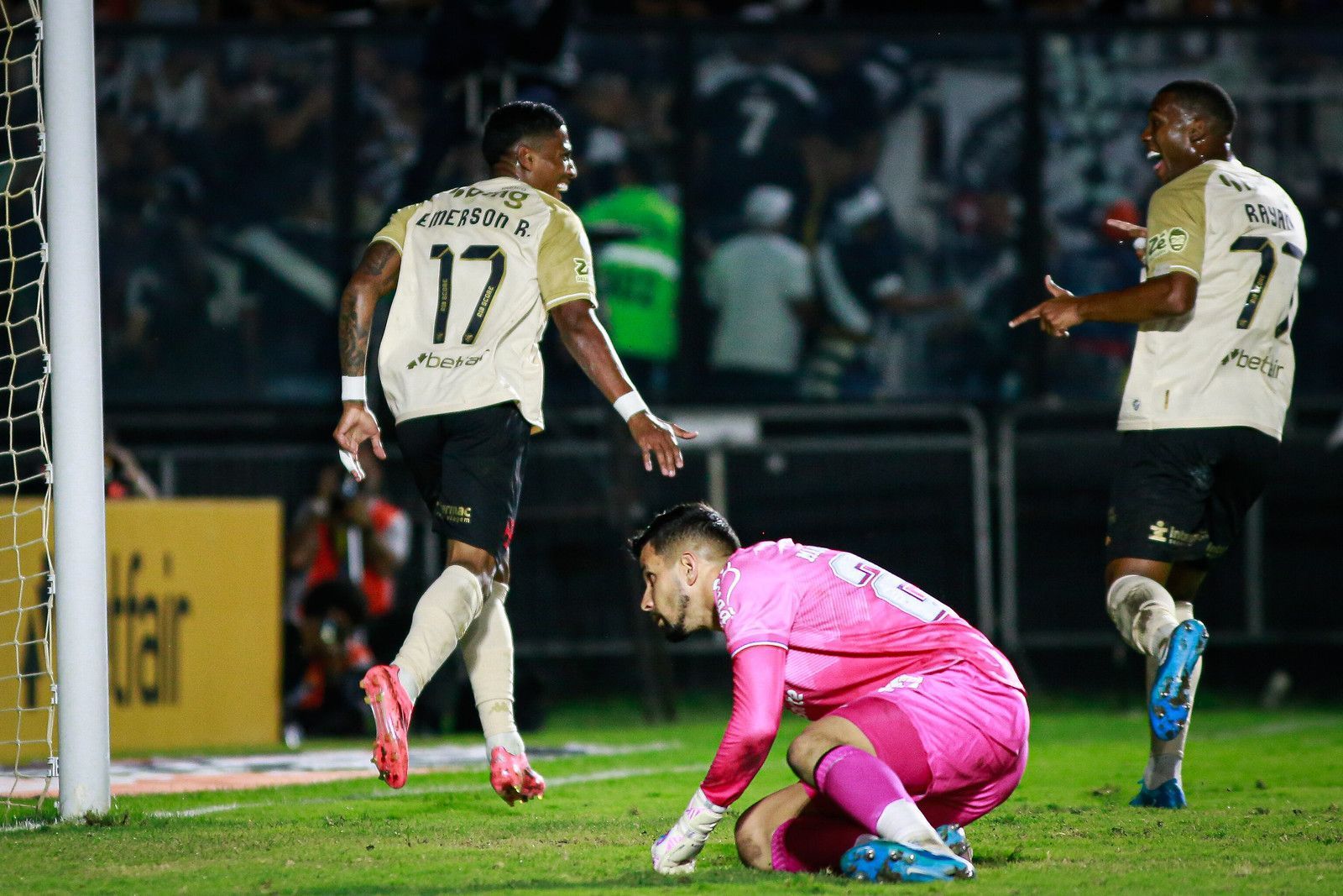 Vasco 3 x 2 Bahia: veja gols e melhores momentos pelo Brasileirão