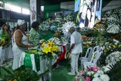 Corpo de Arlindo Cruz é velado