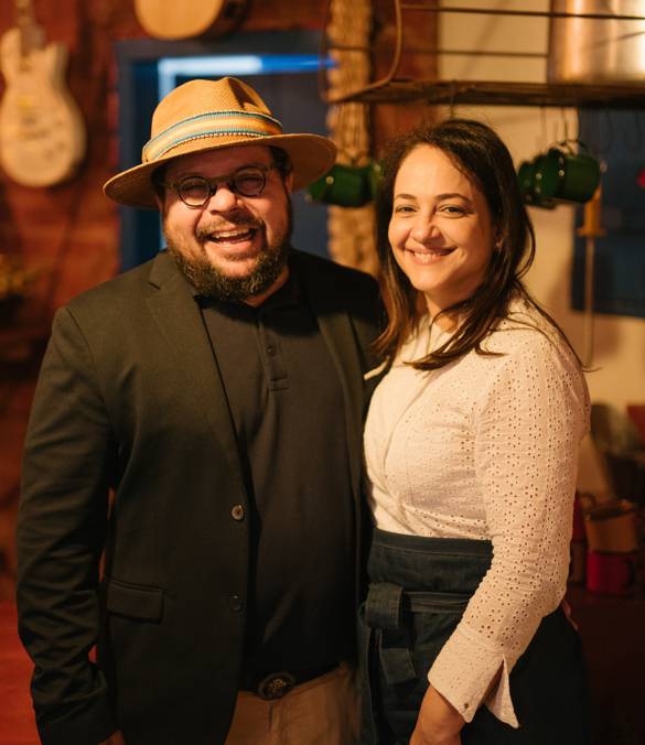 Aos sábados, Fred Rocha e Juliana Dourado realizam o Aos sábados, Fred Rocha e Juliana Dourado realizam o