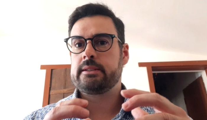 Coordenador da Pós-Graduação em Fontes Renováveis da UFMG, Victor Flores Mendes Coordenador da Pós-Graduação em Fontes Renováveis da UFMG, Victor Flores Mendes