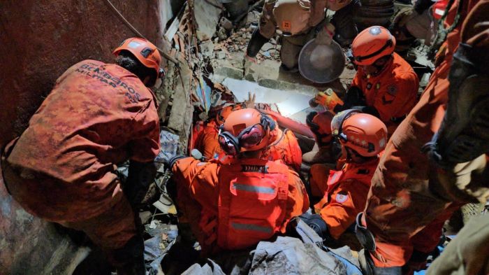 De acordo com o Corpo de Bombeiros, os imóveis ficavam na Avenida Presidente Castelo Branco, nº 298. De acordo com o Corpo de Bombeiros, os imóveis ficavam na Avenida Presidente Castelo Branco, nº 298.