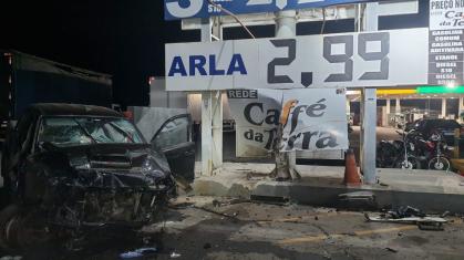 Vídeo: grave acidente na BR-262 deixa cinco feridos, incluindo idoso e criança
