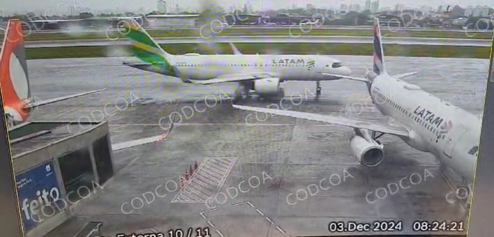 Aviões se chocam enquanto taxiavam em Aeroporto de Congonhas; veja momento