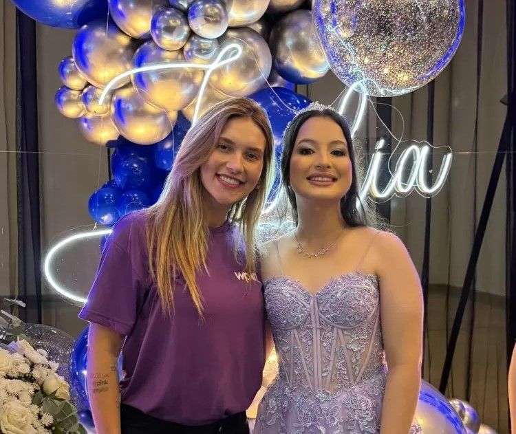 Virgínia rebate comentário sobre roupa na festa de 15 anos de filha de motorista: ‘mal amada’