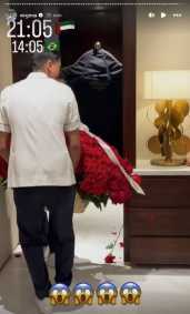 Virginia recebeu flores em Dubai