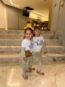 Virginia e as filhas no Totus Tuus 2025