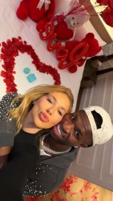 Casal publicou registros do momento nas redes sociais