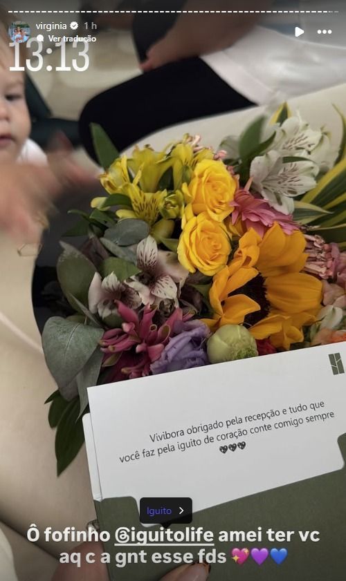 Virginia recebeu mais um buquê de flores